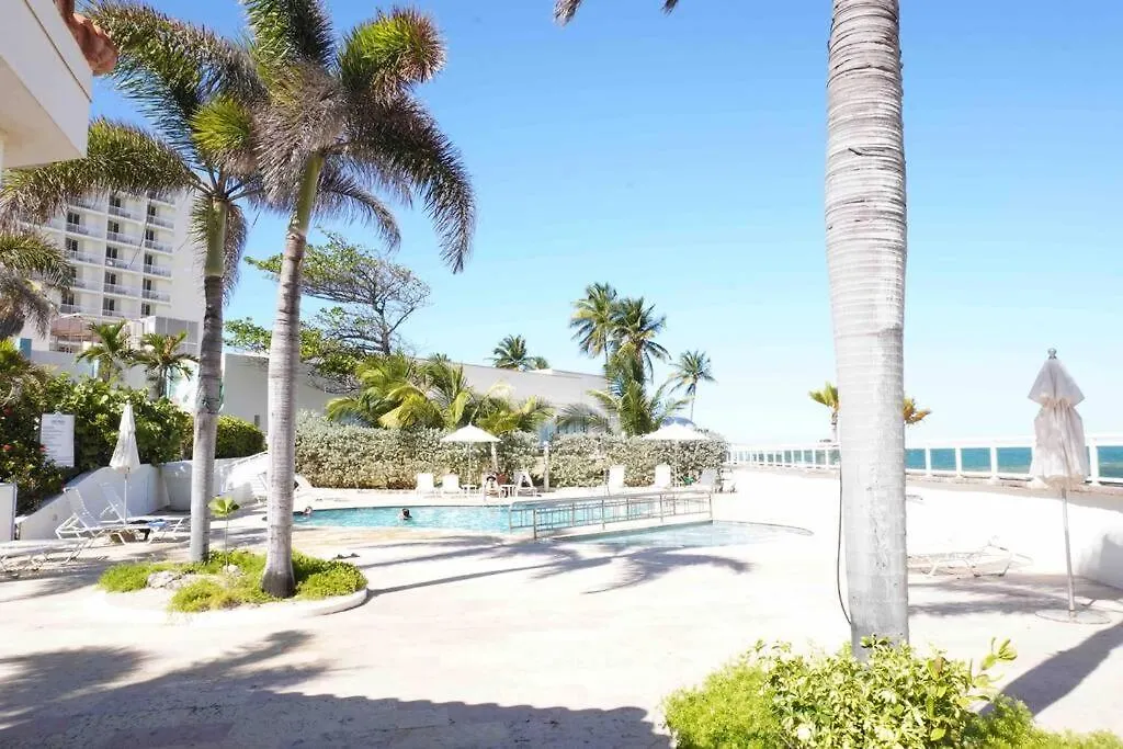 The Sunrise Studio With Ocean View L 2 Queen Beds Apartment San Juan