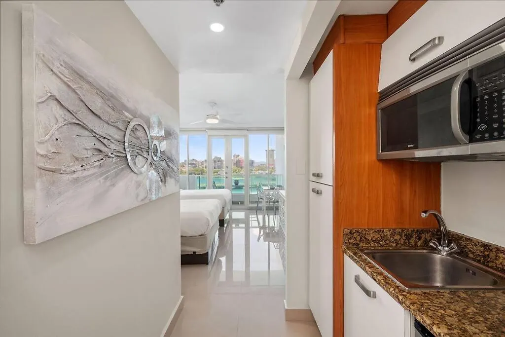 Апартаменты The Sunrise Studio With Ocean View L 2 Queen Beds Сан-Хуан