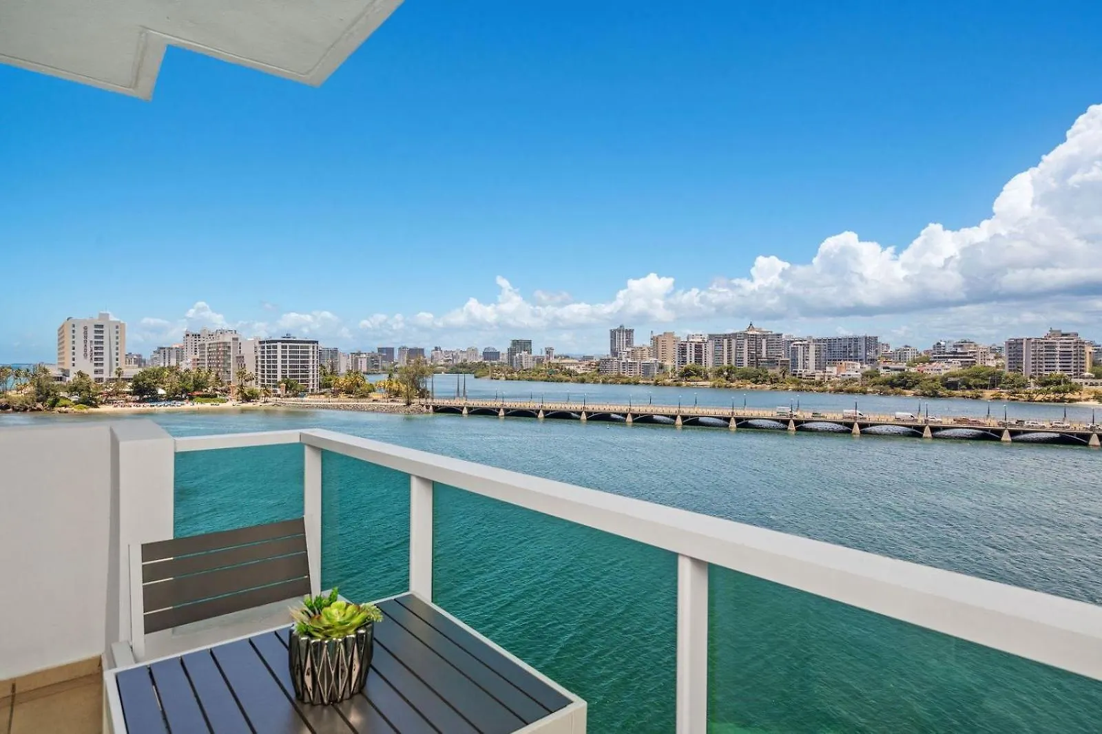 The Sunrise Studio With Ocean View L 2 Queen Beds Apartment San Juan 0*,  Puerto Rico