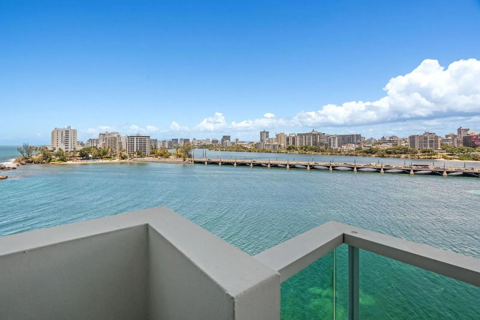 The Sunrise Studio With Ocean View L 2 Queen Beds Сан-Хуан 0*,  Пуэрто-Рико
