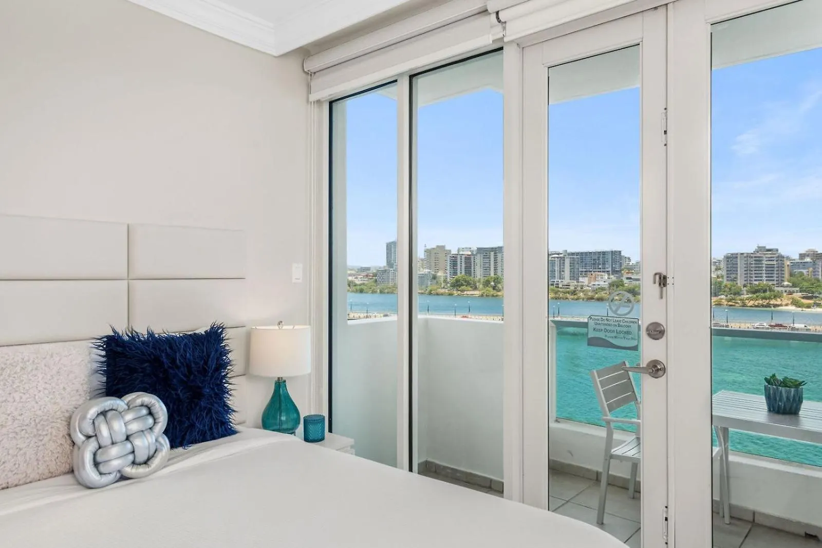 The Sunrise Studio With Ocean View L 2 Queen Beds San Juan 0*,  Porto Rico